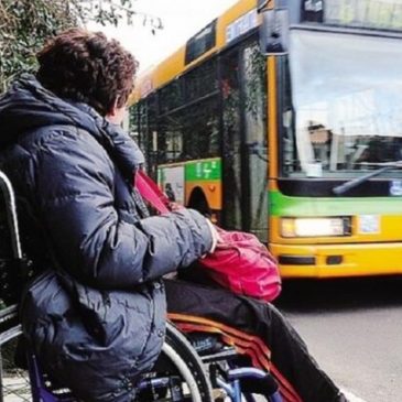 Disabili, parte  il rinnovo delle tessere per i bus gratis